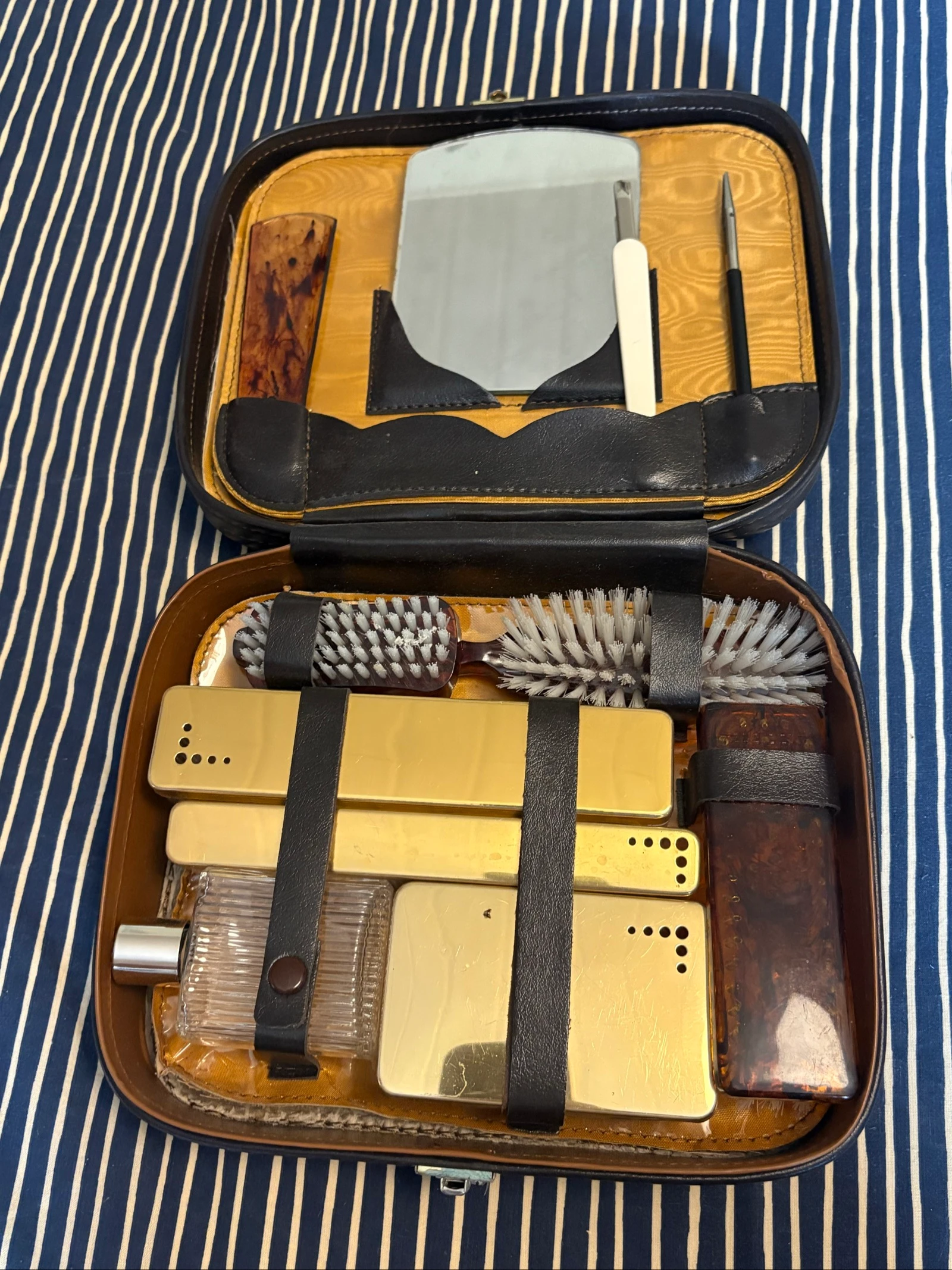 Trousse de toilette vintage